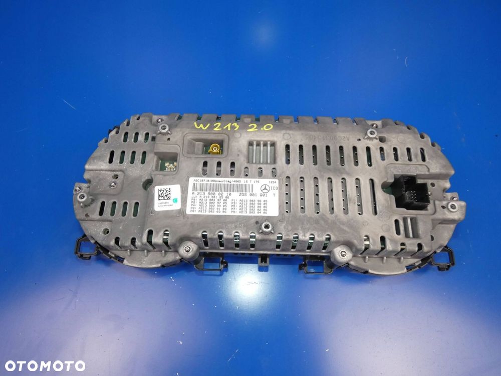 MERCEDES E KLASA W213 LICZNIK WERSJA ANGIELSKA - 2