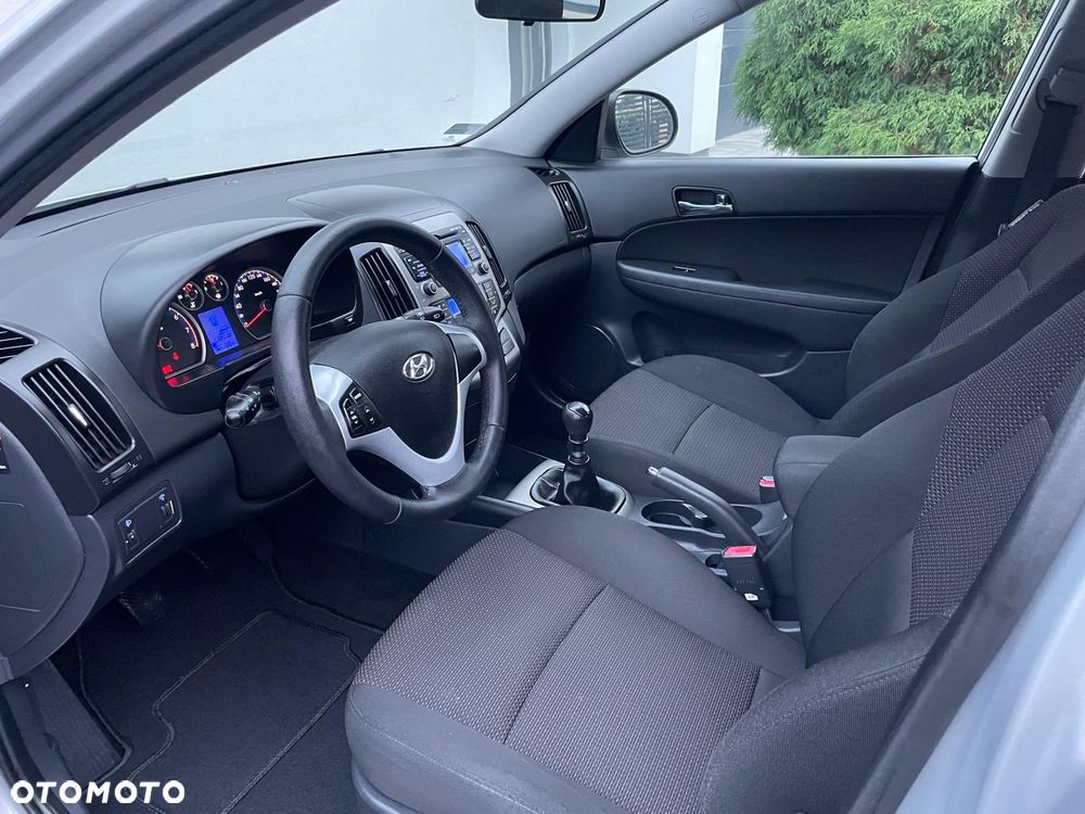 Hyundai I30 2010 photo 5
