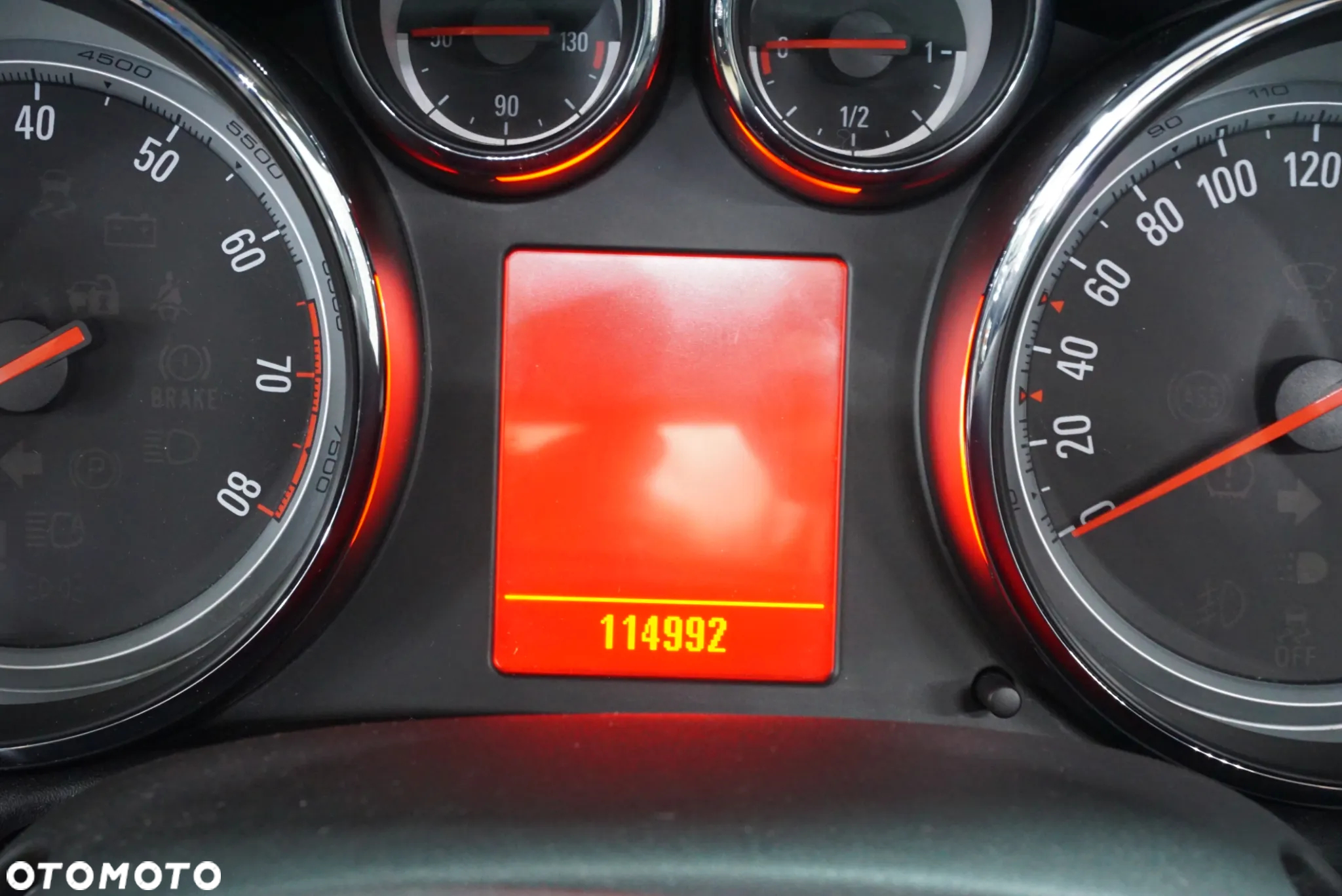 Opel Astra 1.4 Turbo Cosmo - 25