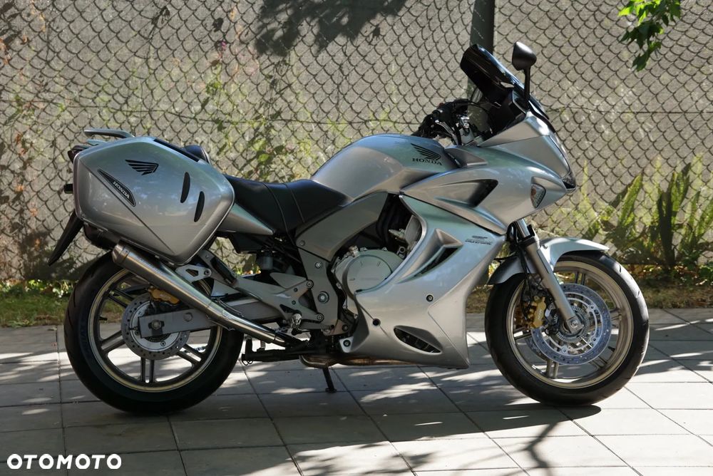 Honda CBF - 7
