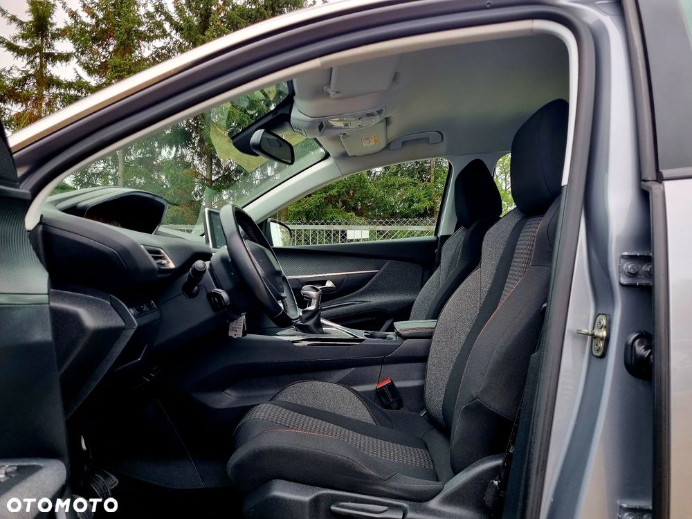 Peugeot 3008 1.2 PureTech Active S&S - 9