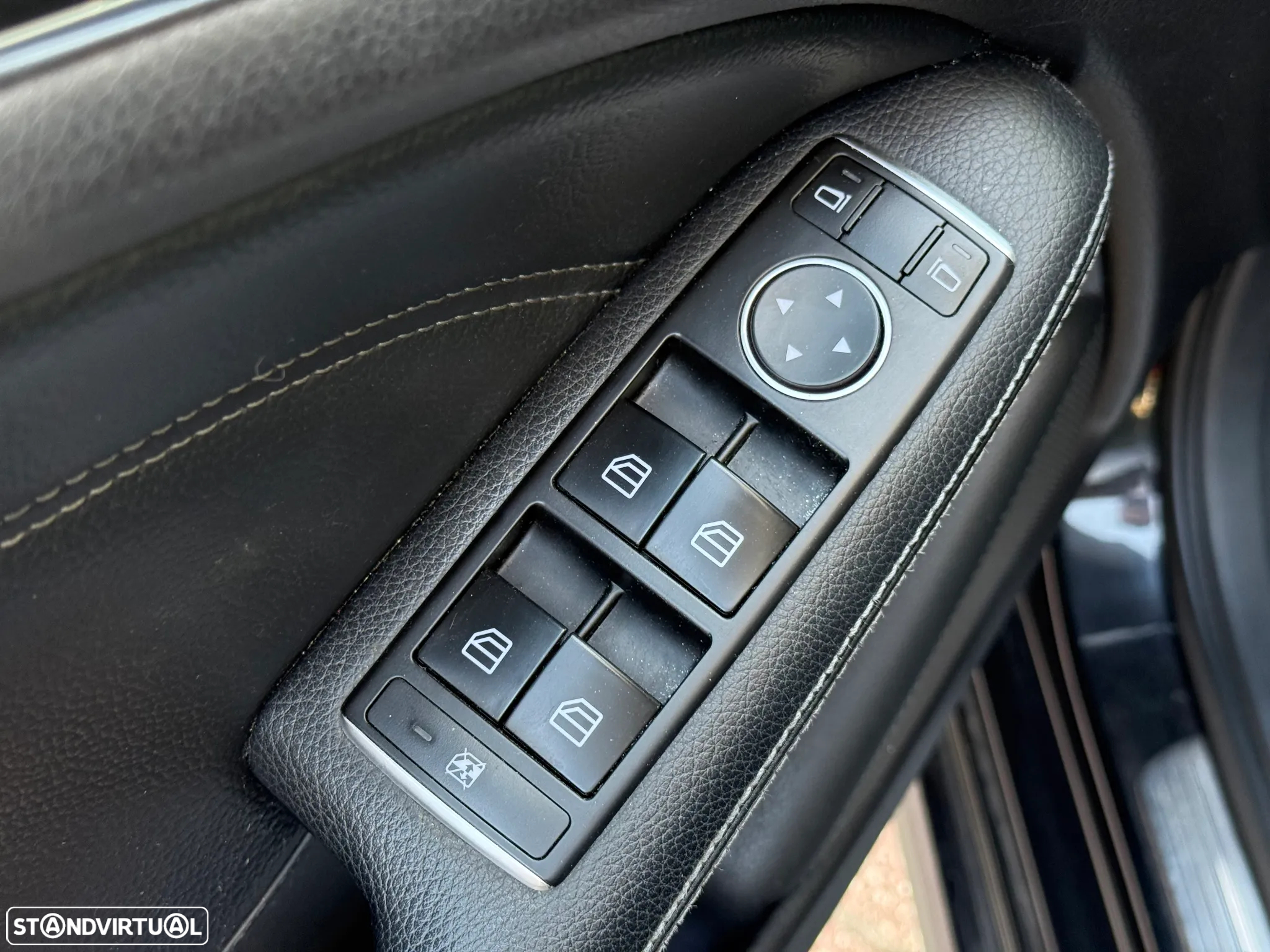 Mercedes-Benz B 180 CDI (BlueEFFICIENCY) 7G-DCT - 11