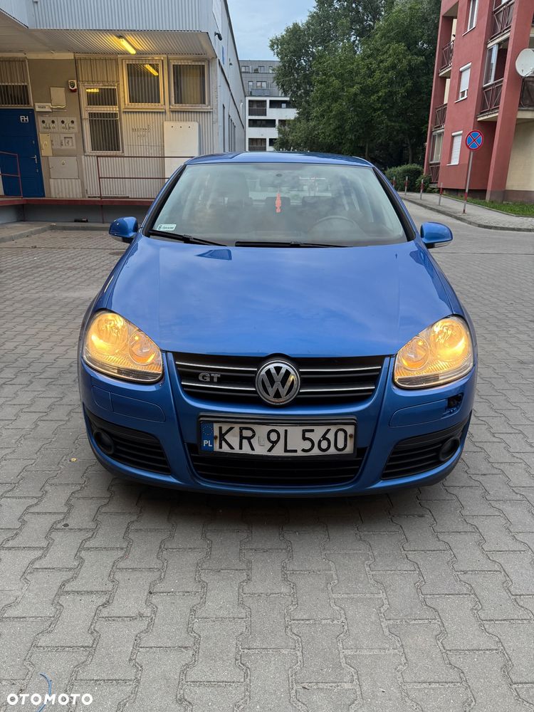 Volkswagen Golf 2.0 TDI DPF GT - 2