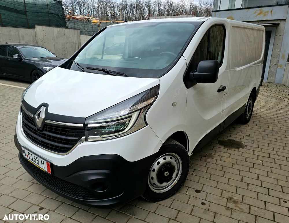 Renault Trafic - 1
