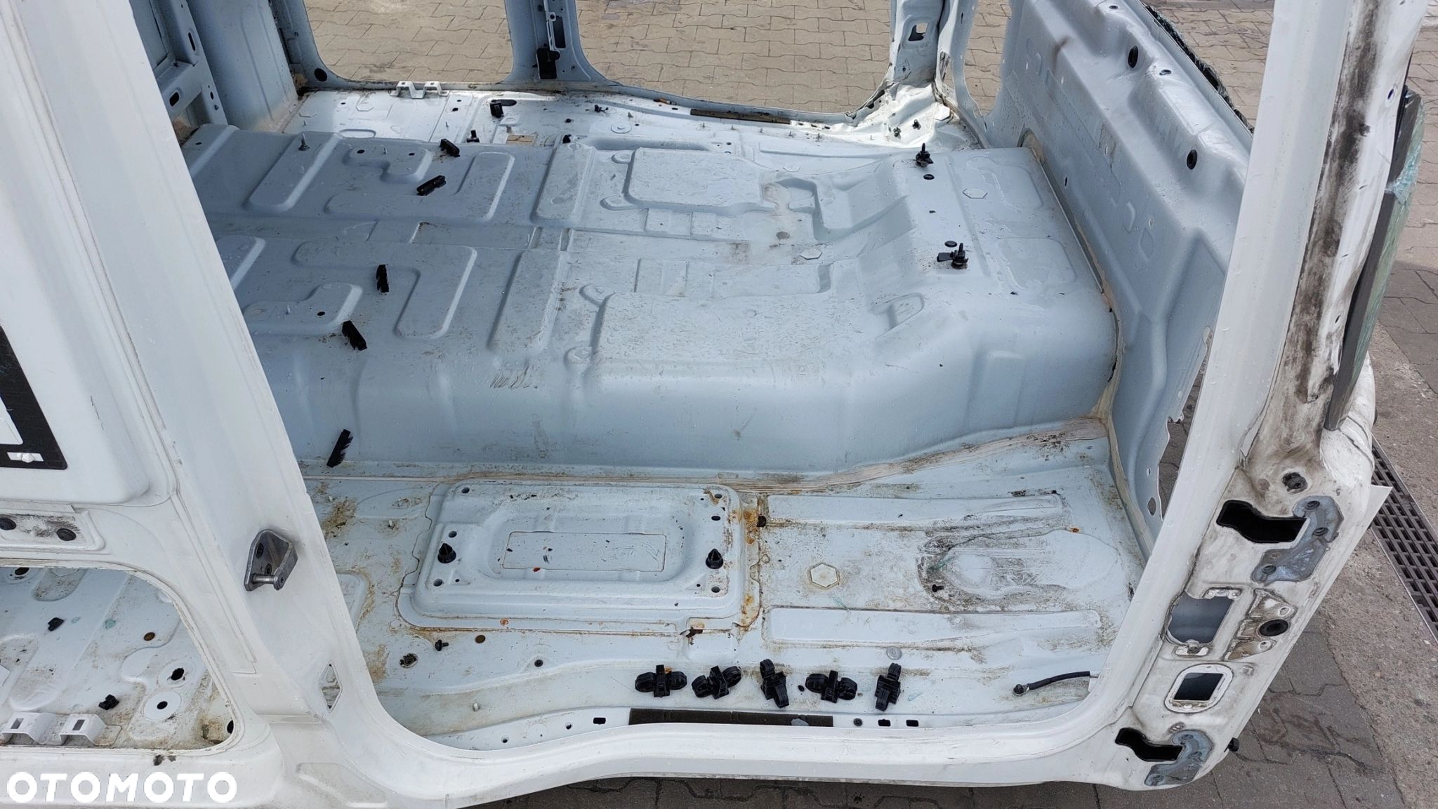 RENAULT GAMA T RANGE 460 DTI ELEMENT KABINY USZKODZONA - 10