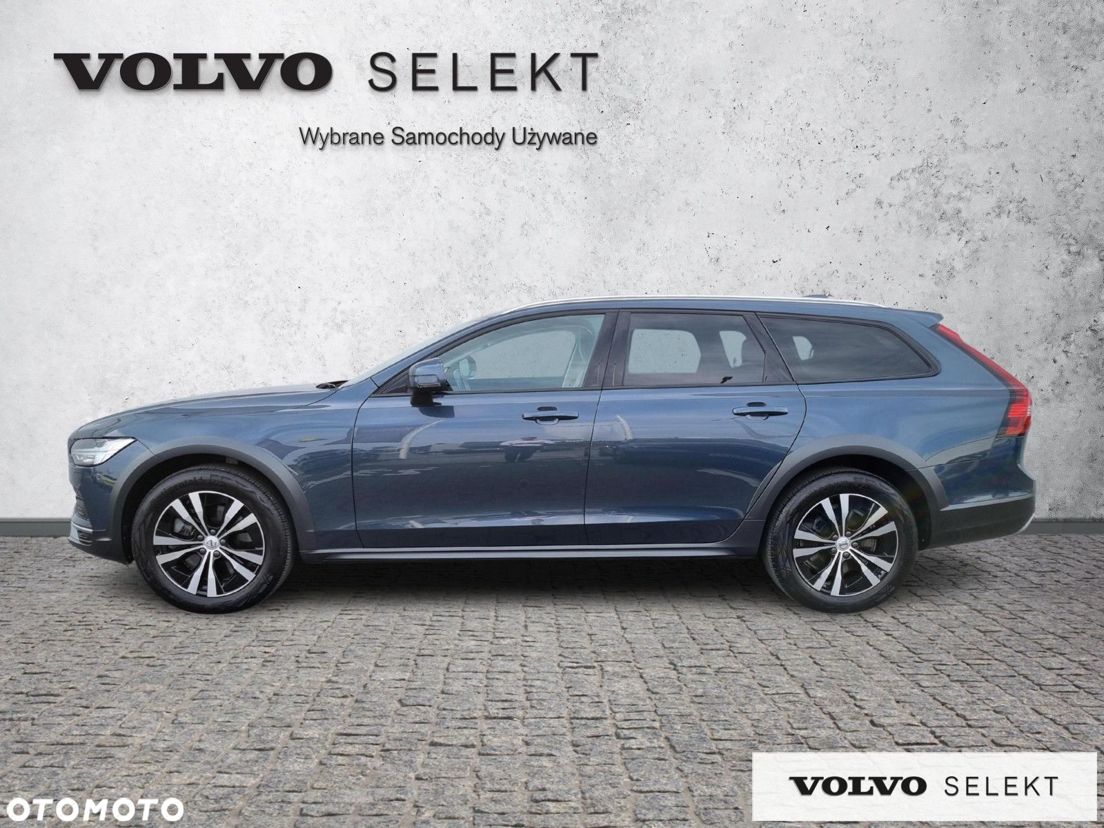 Volvo V90 Cross Country - 4