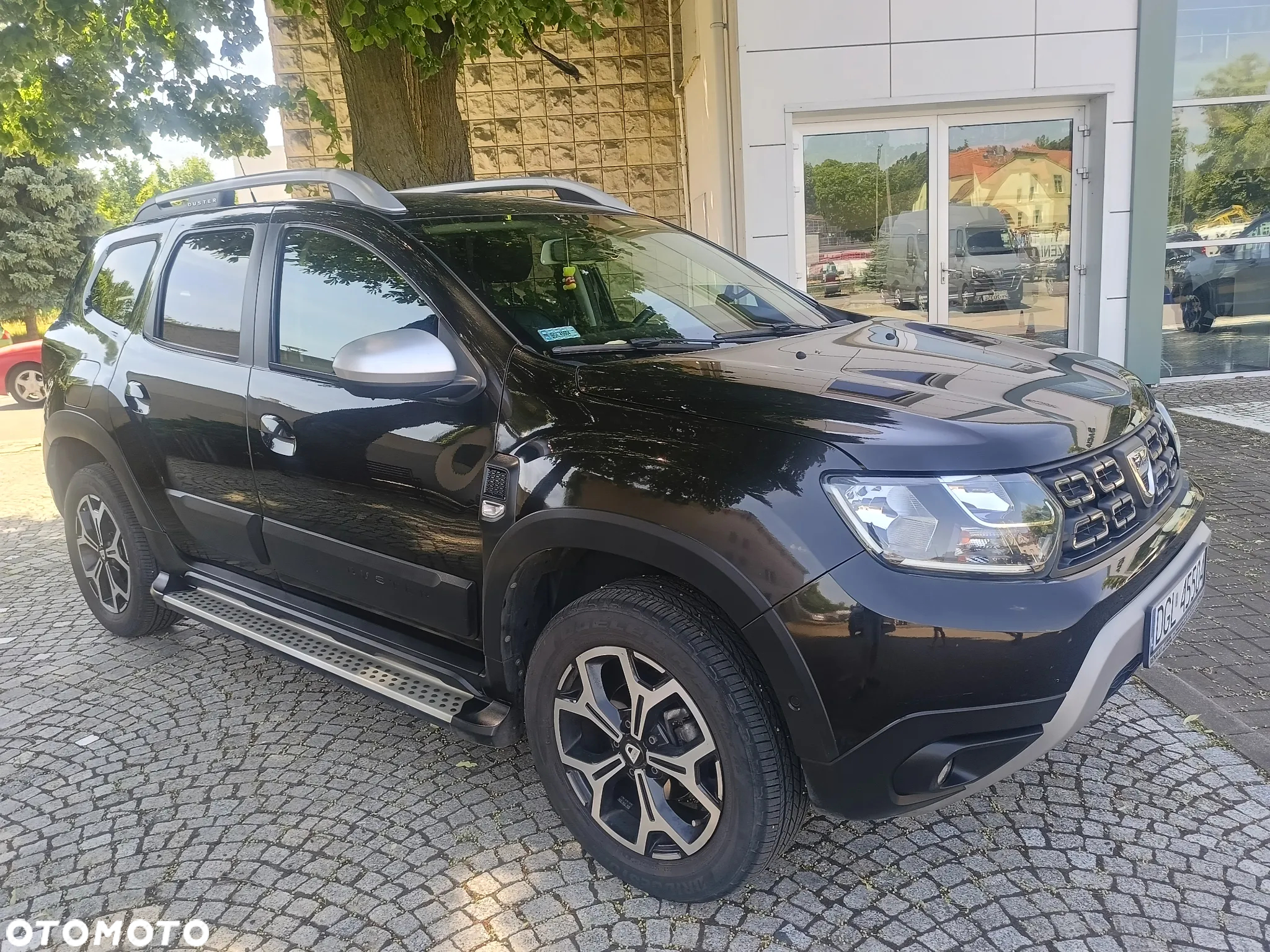 Dacia Duster 1.6 SCe Laureate S&S - 3