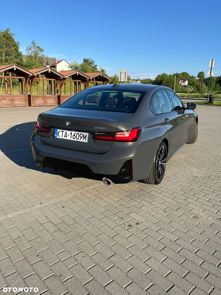 BMW Seria 3 330i M Sport - 20