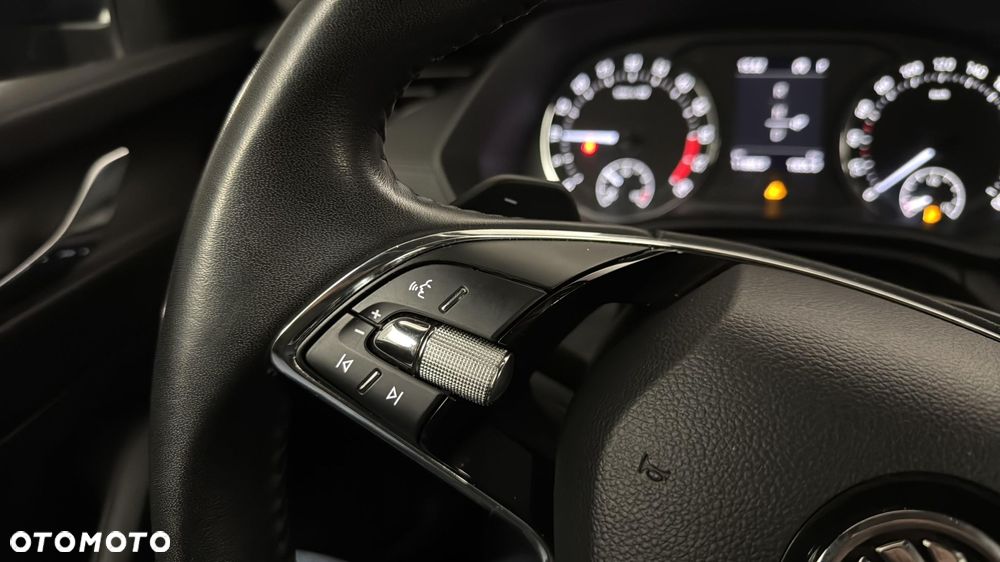 Skoda Octavia 2.0 TDI Ambition DSG - 21