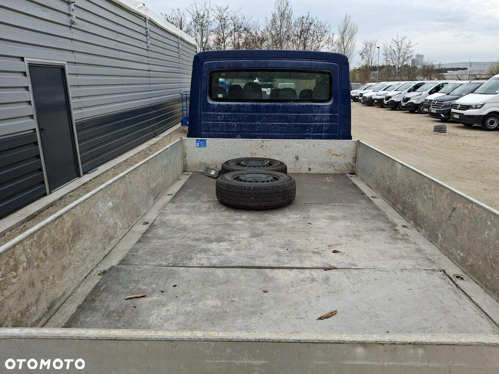 Volkswagen Crafter - 14