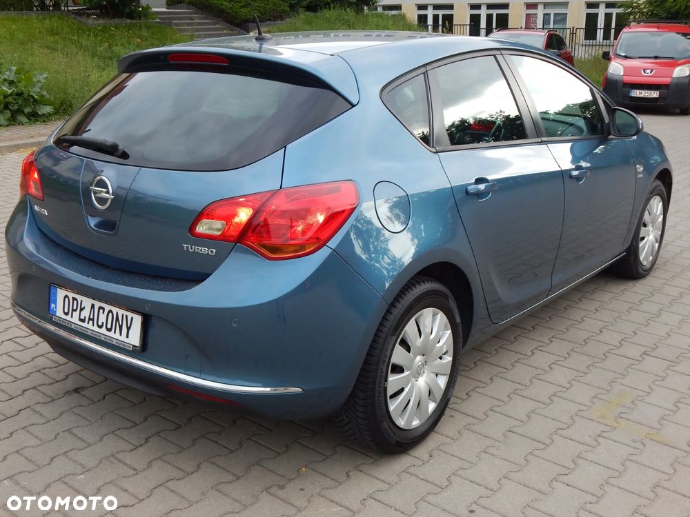 Opel Astra 1.4 T Cosmo EU6 - 11