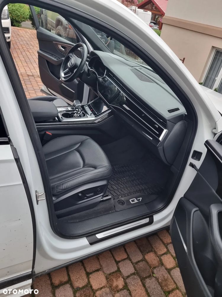 Audi Q7 55 TFSI quattro tiptronic S line - 9