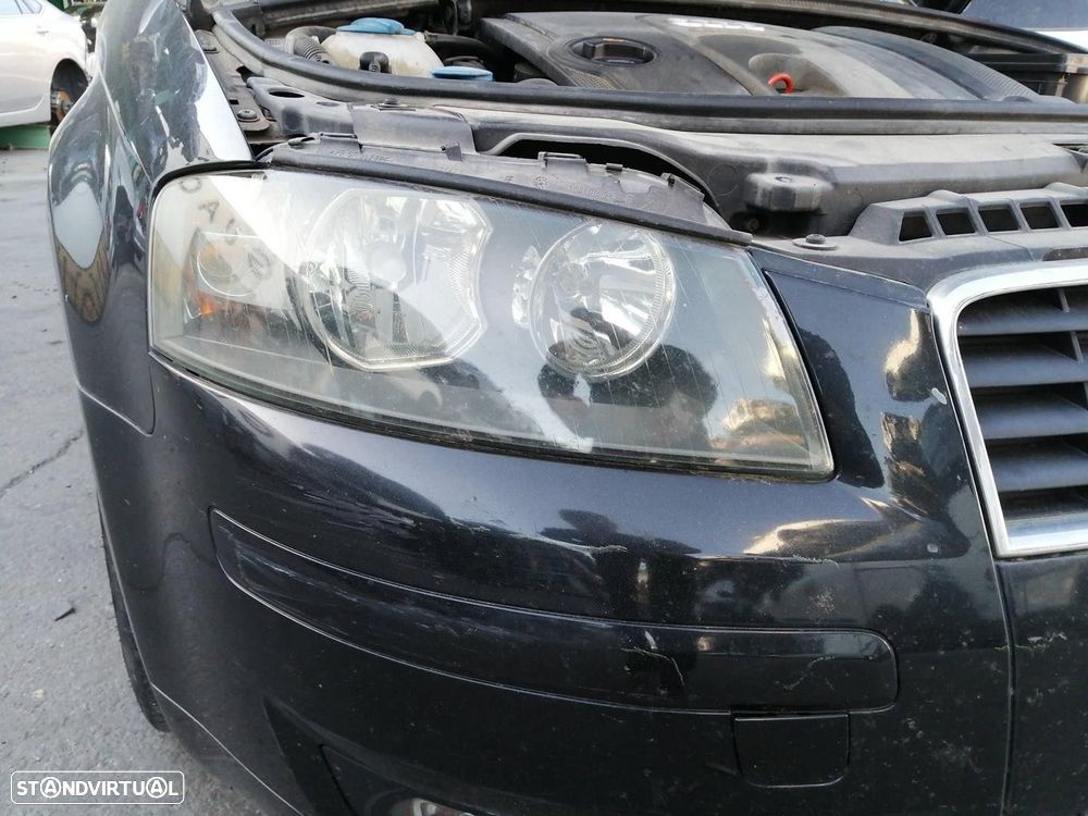 FAROL DIREITO AUDI A3 2004 - - 1