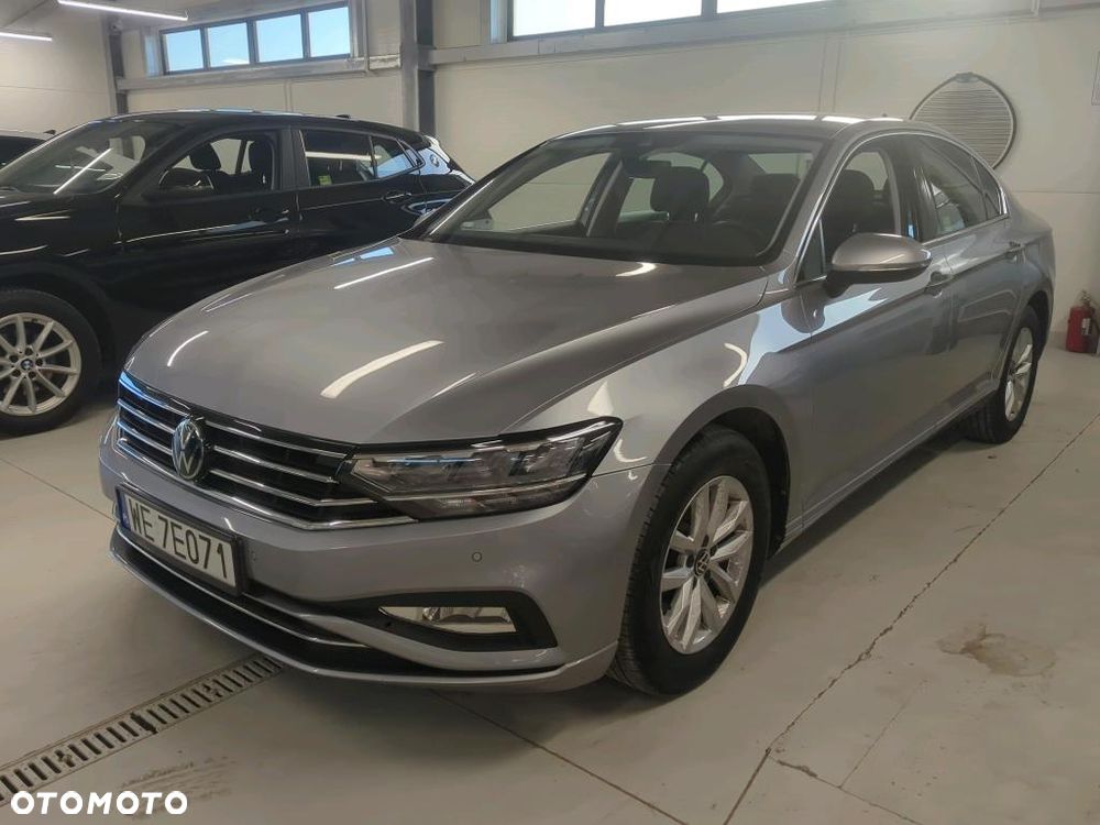 Volkswagen Passat 1.5 TSI EVO Business DSG - 1