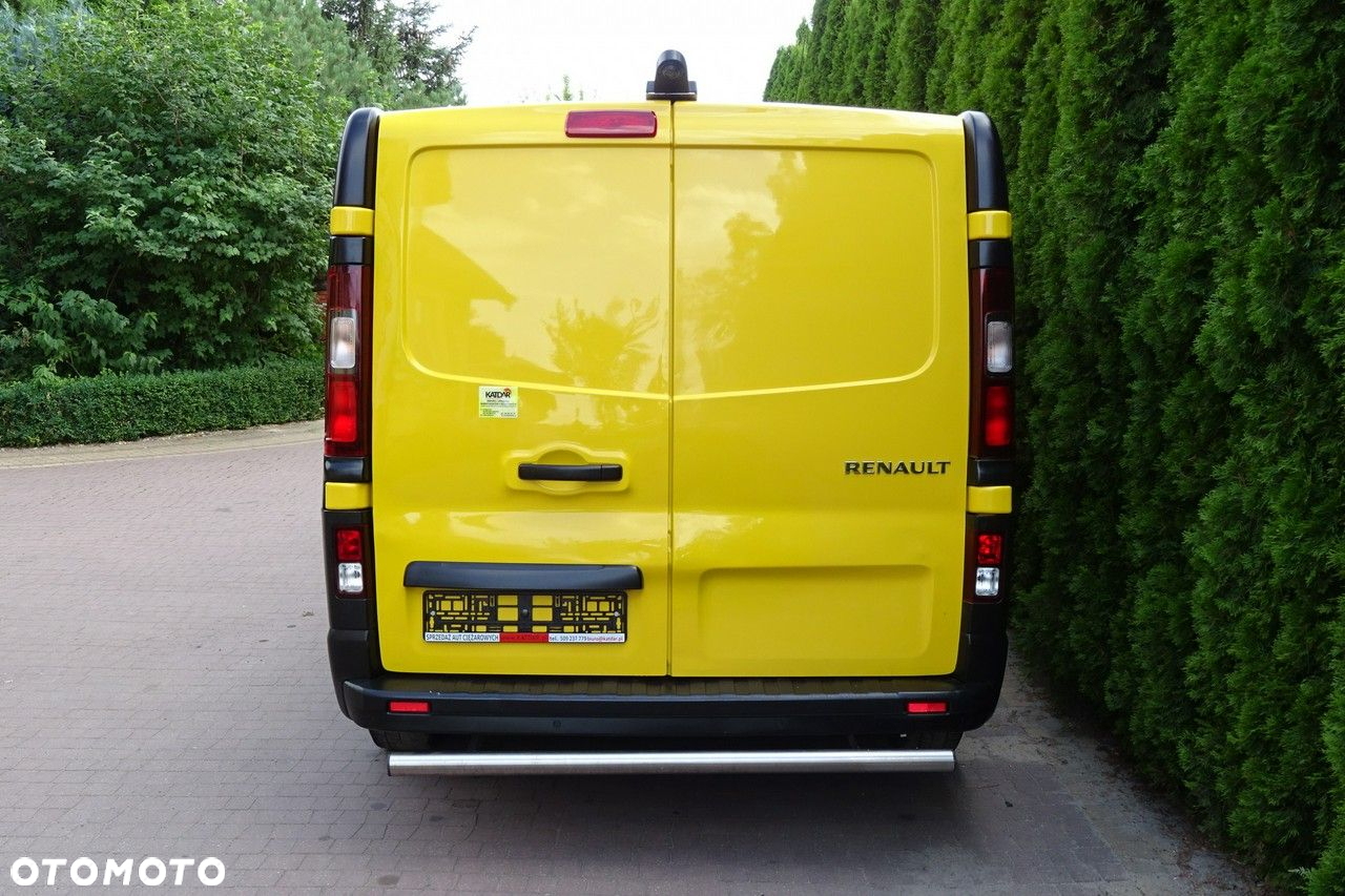 Renault Trafic - 25