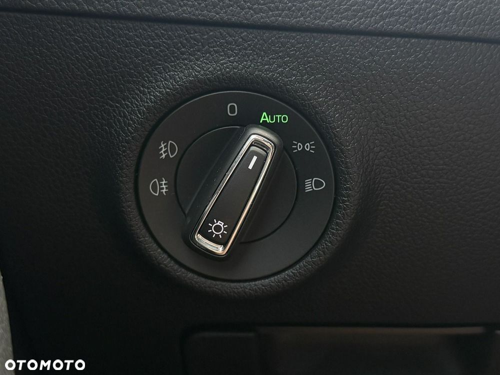 Skoda Superb 1.5 TSI Style DSG - 22