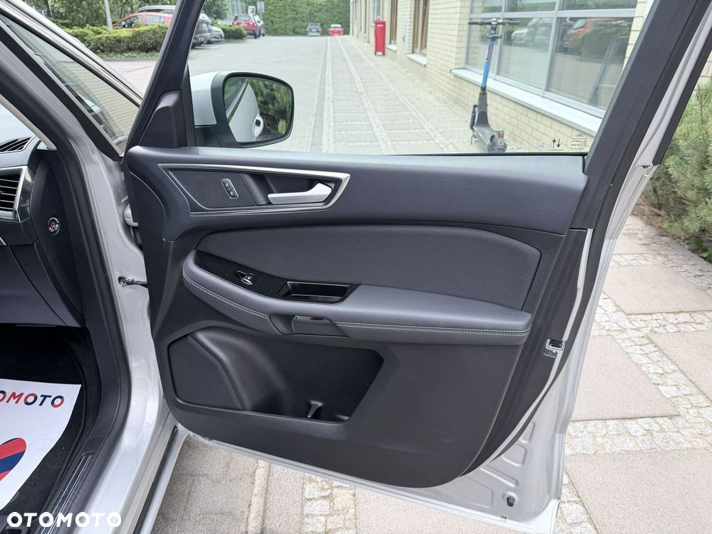 Ford S-Max - 27