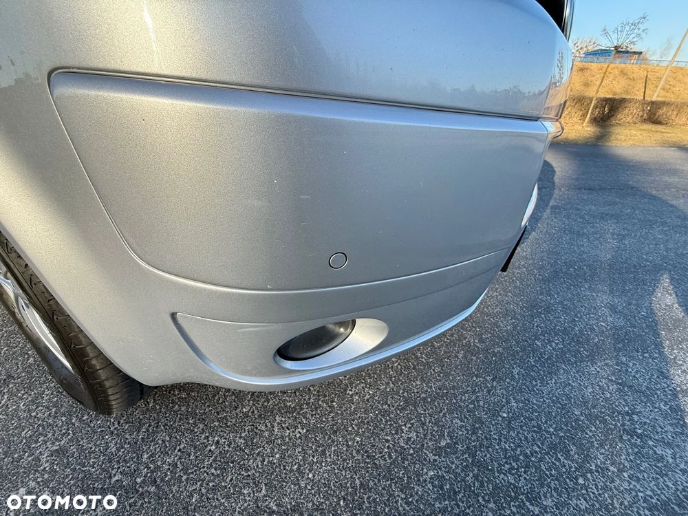 Volkswagen Multivan - 20