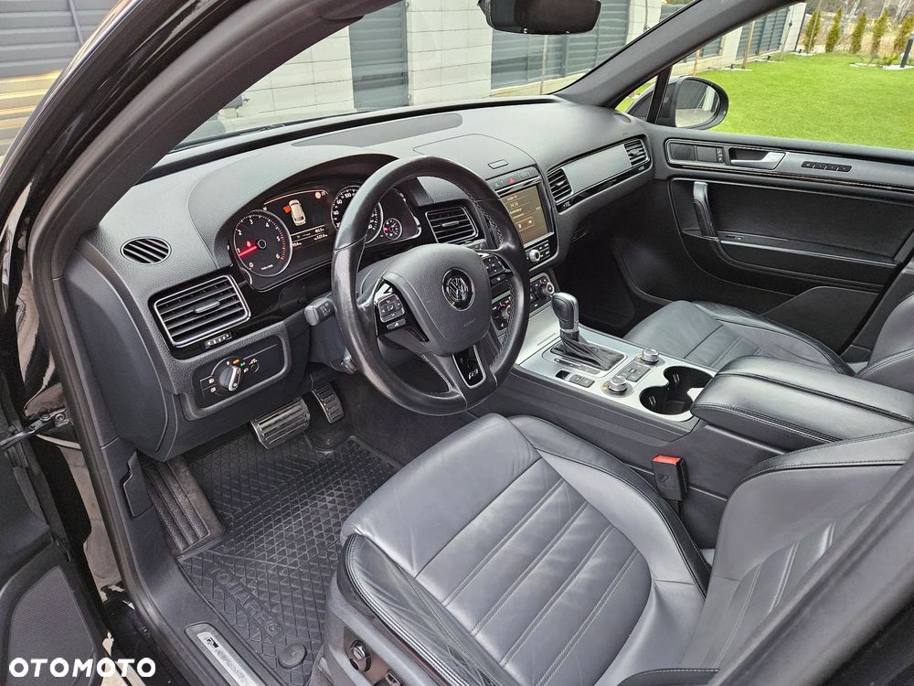 Volkswagen Touareg 3.0 V6 TDI BMT Perfectline R-Style - 7