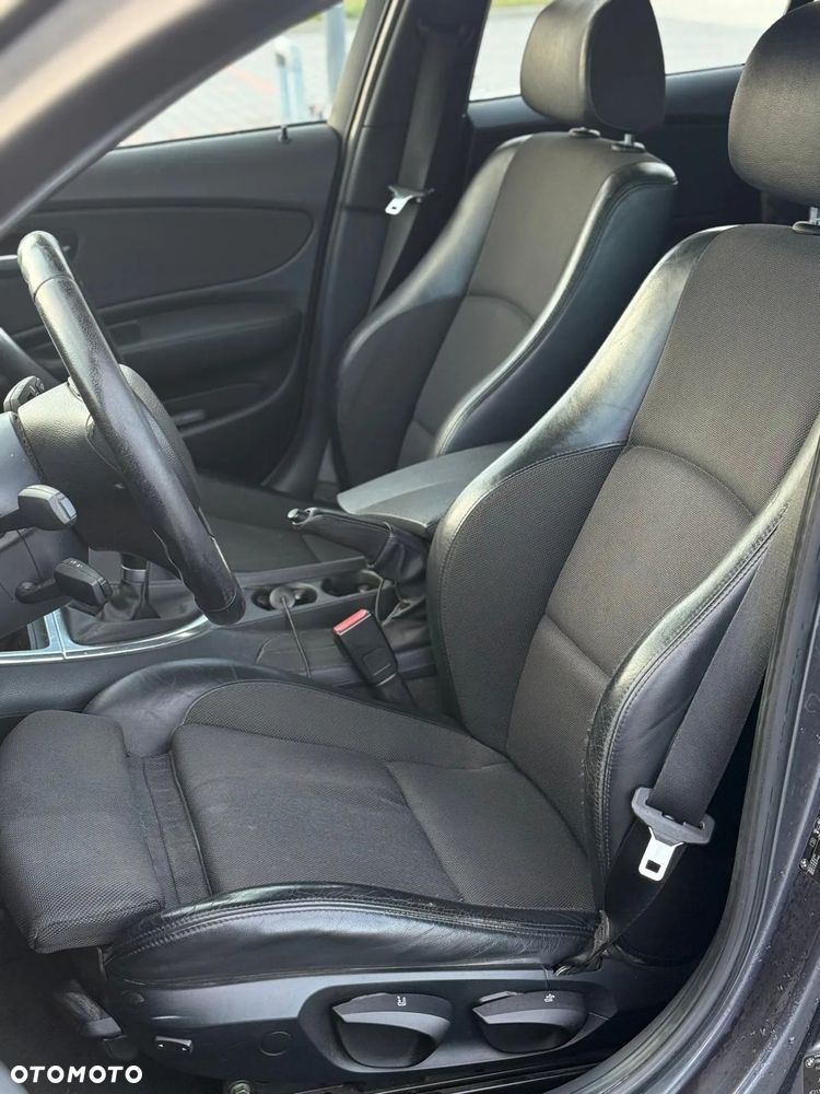BMW Seria 1 118d - 12