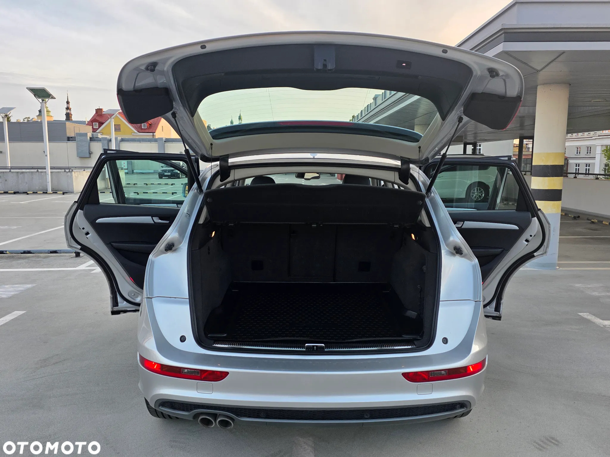 Audi Q5 2.0 TDI quattro Stronic - 11