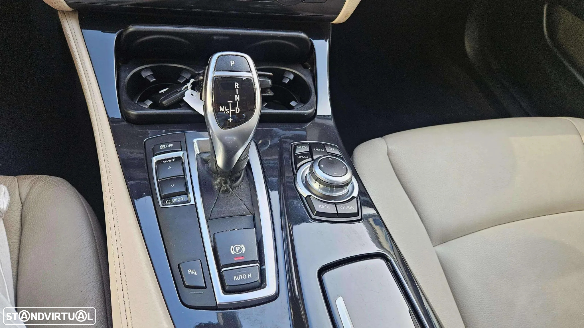 BMW 525 d Exclusive Auto 126g - 17