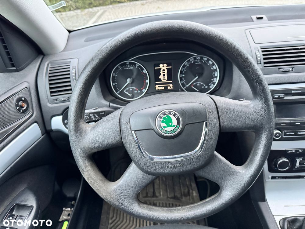 Skoda Octavia - 22