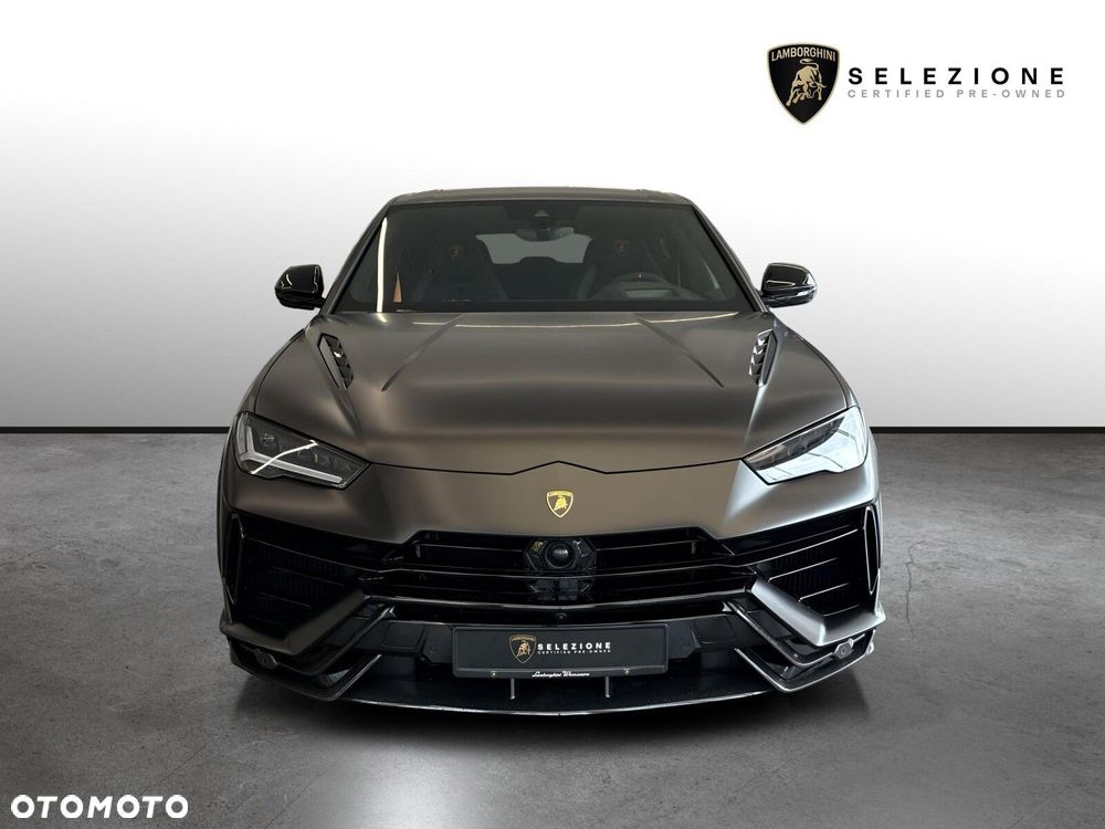 Lamborghini Urus - 6