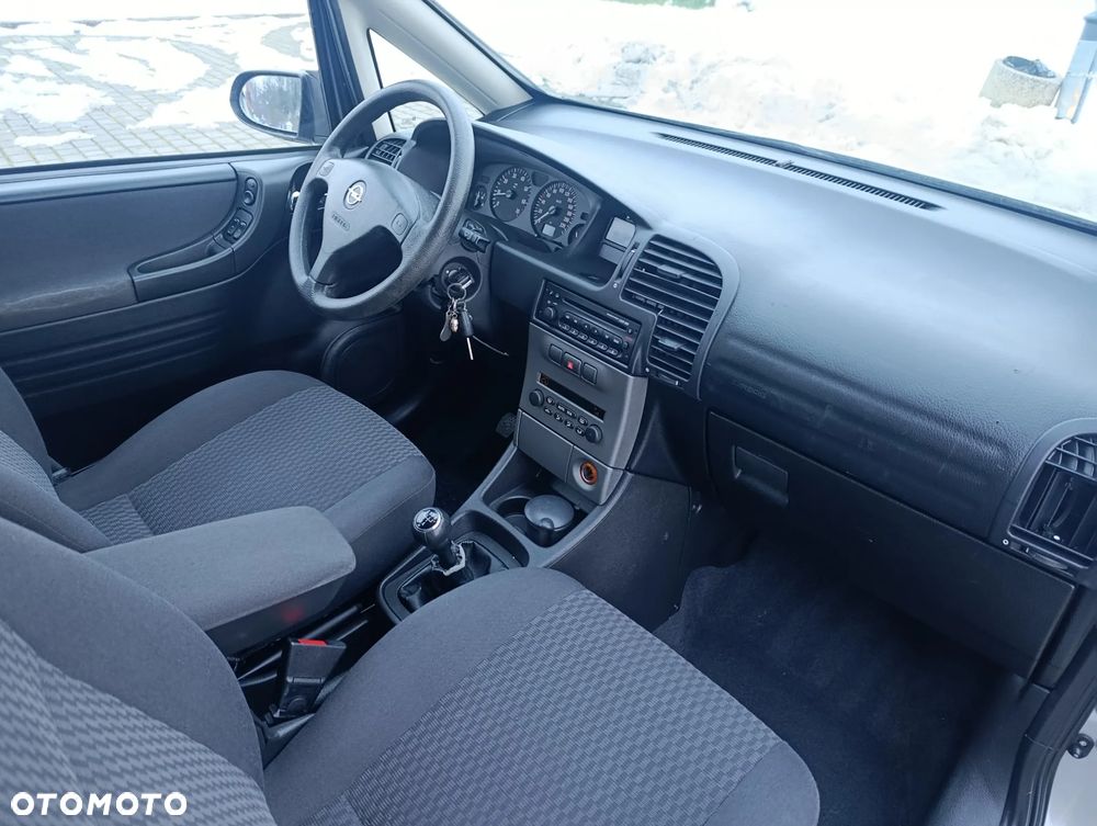 Opel Zafira 1.6 Edition - 20