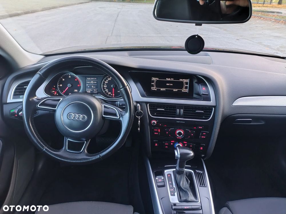 Audi A4 Avant - 8