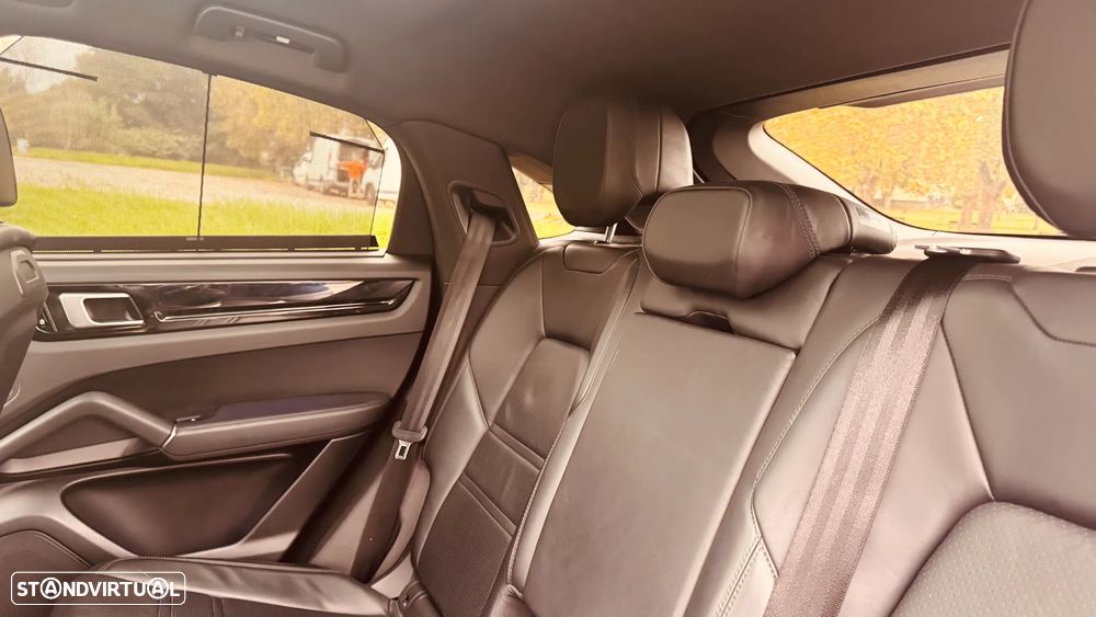 Porsche Cayenne Coupé E-Hybrid Platinum Edition - 21