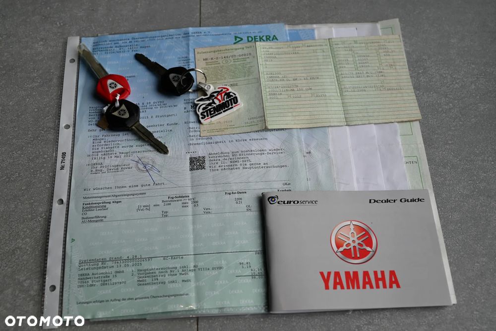 Yamaha XJR - 17