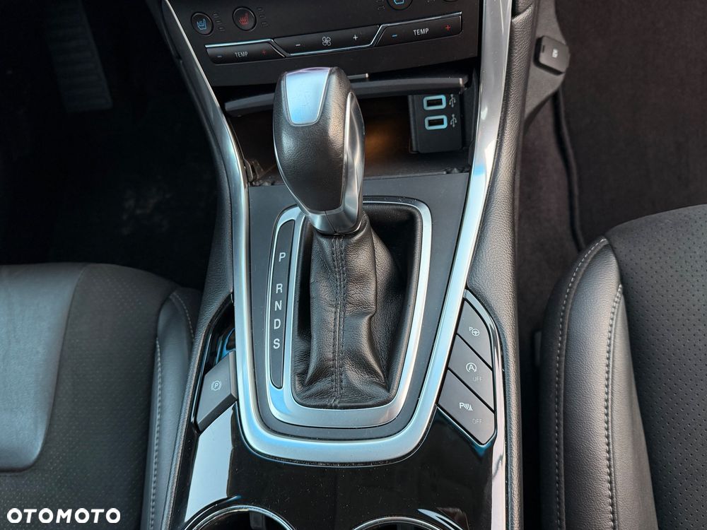 Ford Edge - 24
