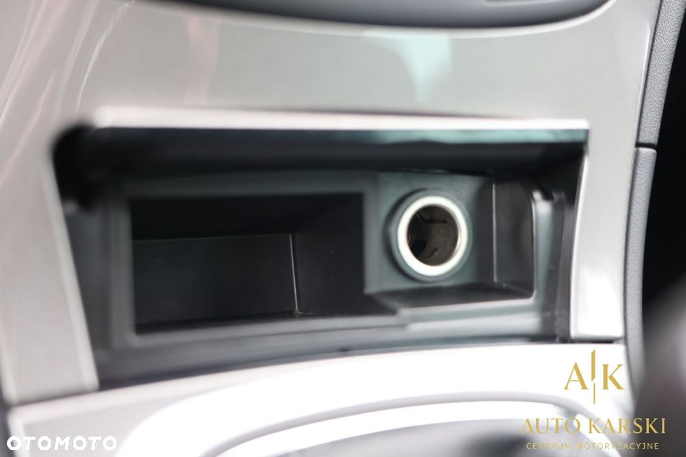 Opel Insignia - 32