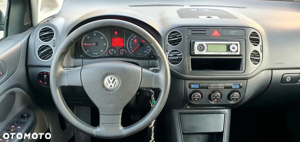 Volkswagen Golf Plus 1.9 TDI DPF Comfortline - 18