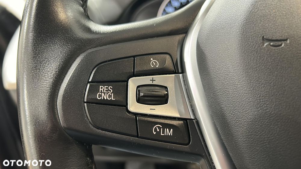 BMW X3 xDrive20d - 24