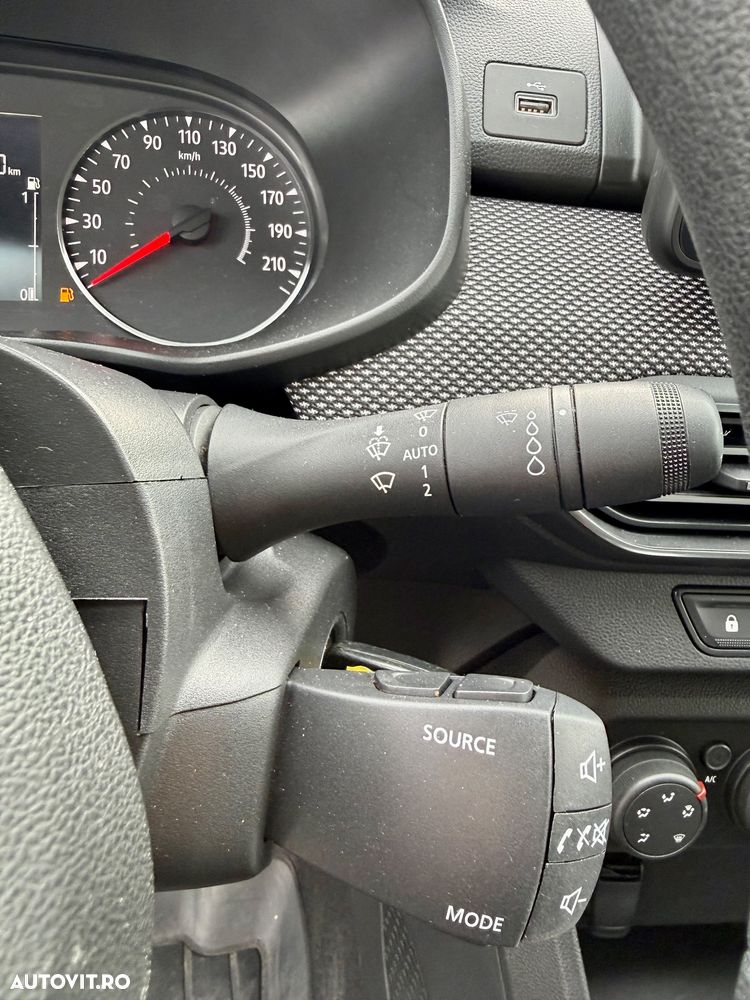 Dacia Logan TCe 90 MT6 Comfort - 17