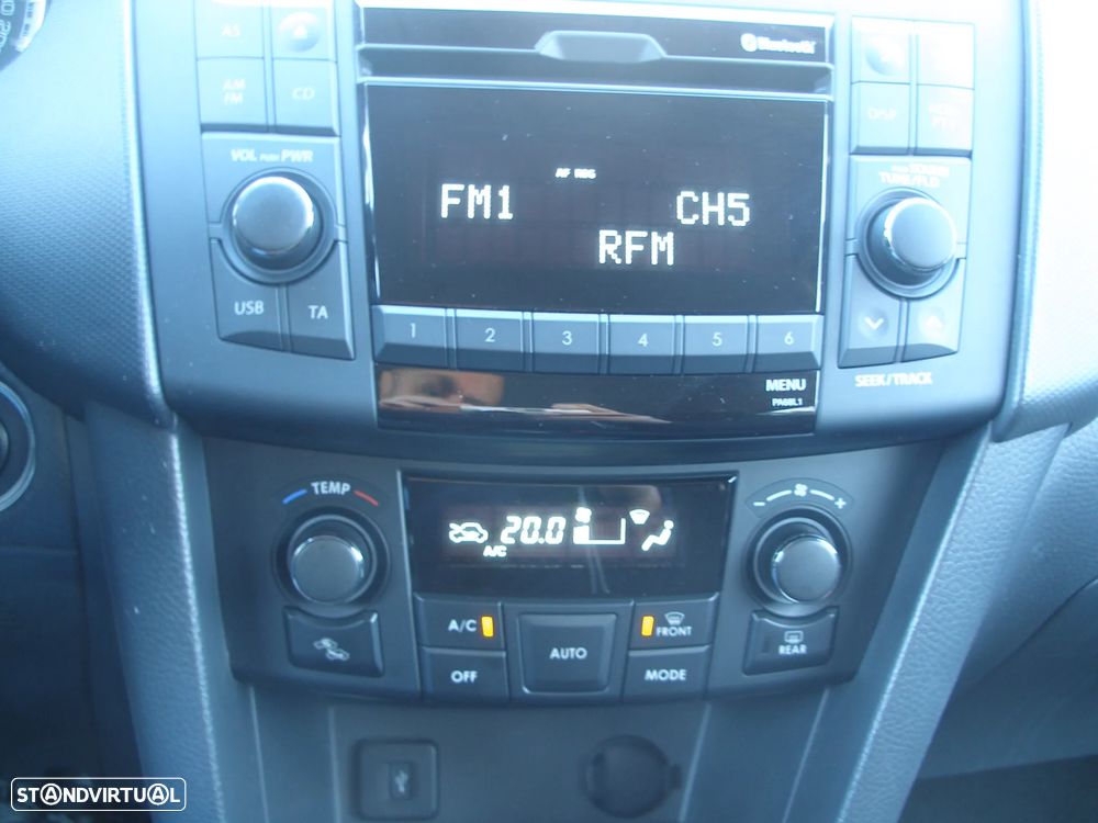 Suzuki Swift 1.2 VVT GLX - 26