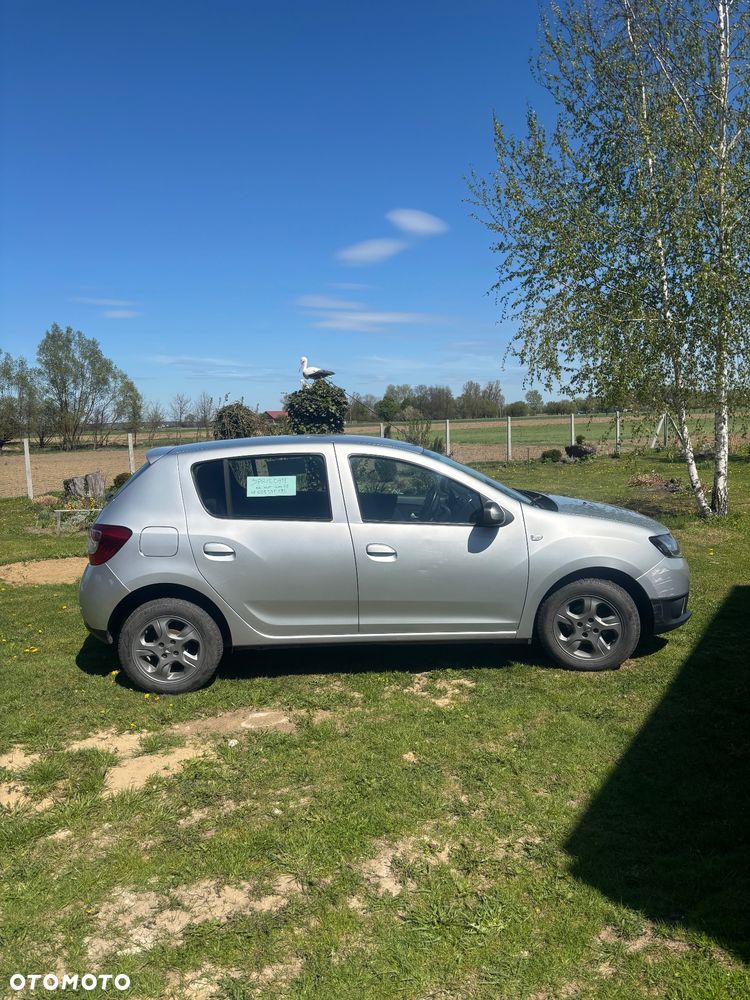 Dacia Sandero 1.2 16V - 1