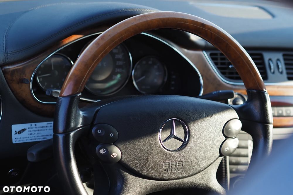 Mercedes-Benz CLS - 26