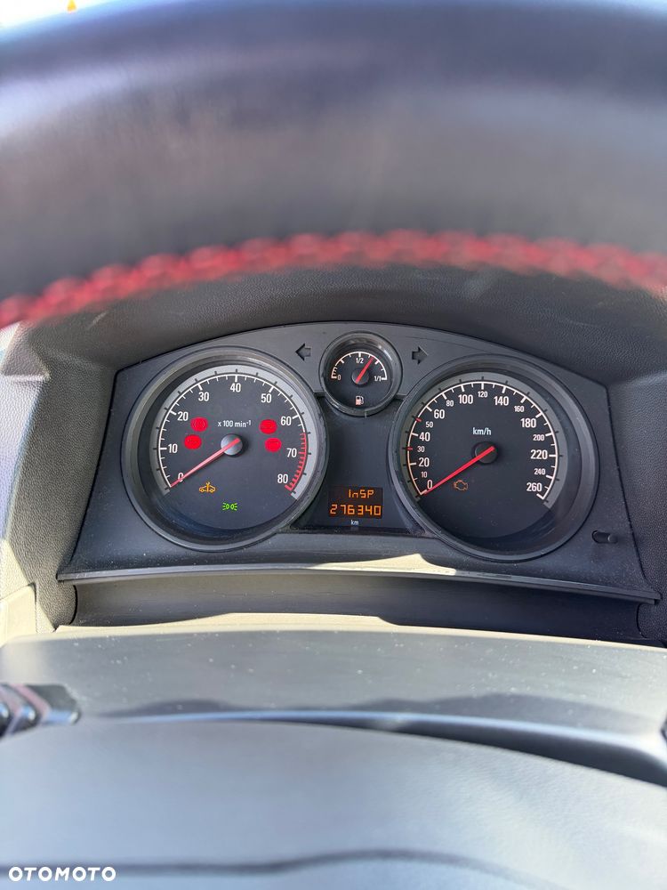 Opel Astra 1.6 Essentia - 9