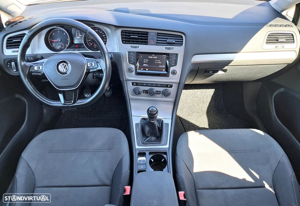 VW Golf 1.6 TDi BlueMotion Confortline - 10