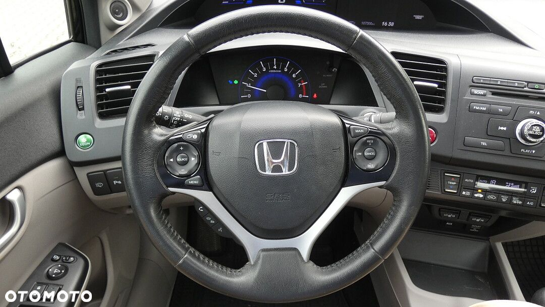 Honda Civic 1.8 Executive (z pak.opc.) - 16