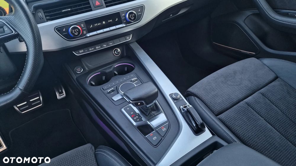 Audi A4 Avant 2.0 TDI DPF clean diesel quattro S tronic S line Sportpaket - 11