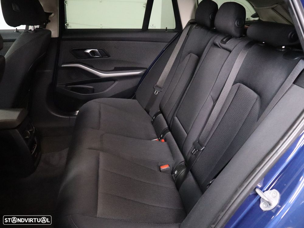 BMW 330 e Corporate Edition Auto - 8