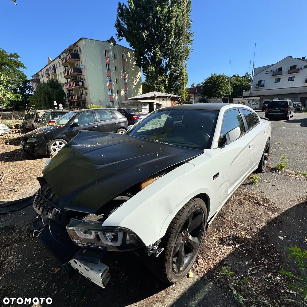 Dodge Charger - 1