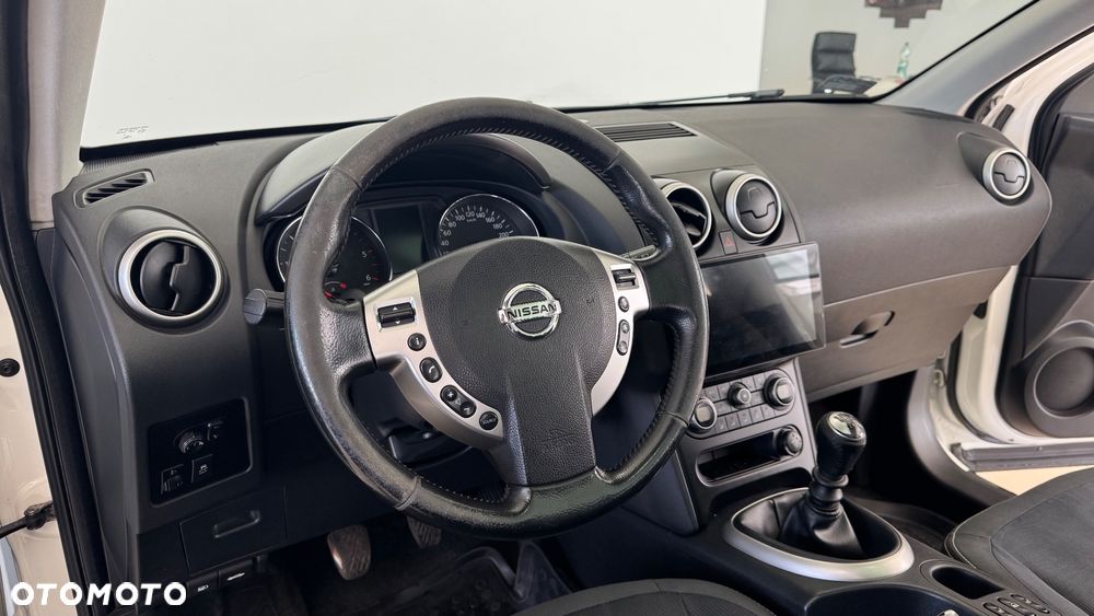 Nissan Qashqai+2 - 20