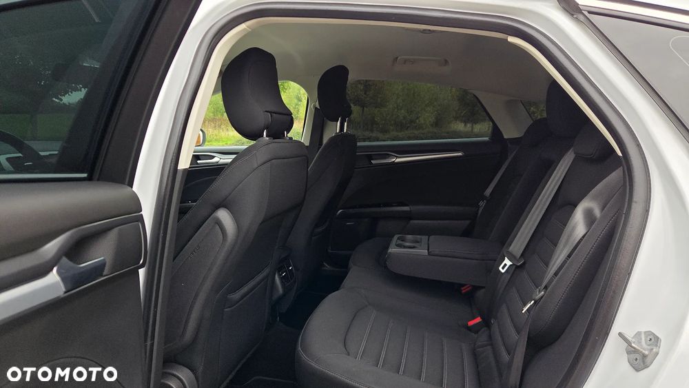 Ford Mondeo 2.0 TDCi Start-Stopp Titanium - 18