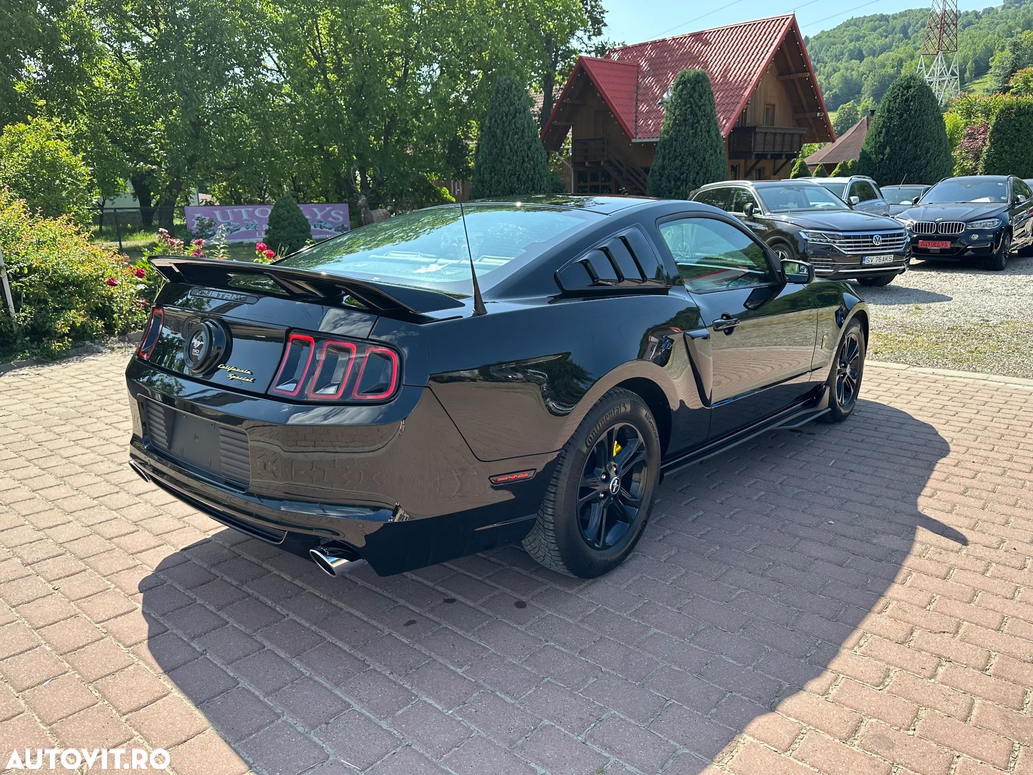 Ford Mustang - 1