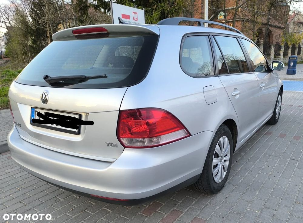Volkswagen Golf 1.9 TDI Q-Line - 2